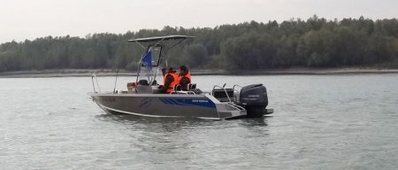 Моторная лодка ДМБ-580ЦК